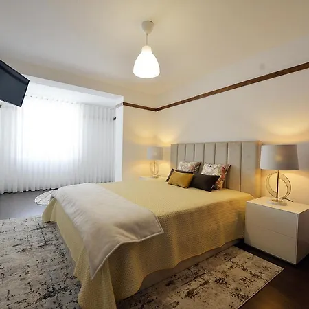 Апартаменты Anchor Loft 3-bedroom Beach Вила-Прайа-де-Анкора